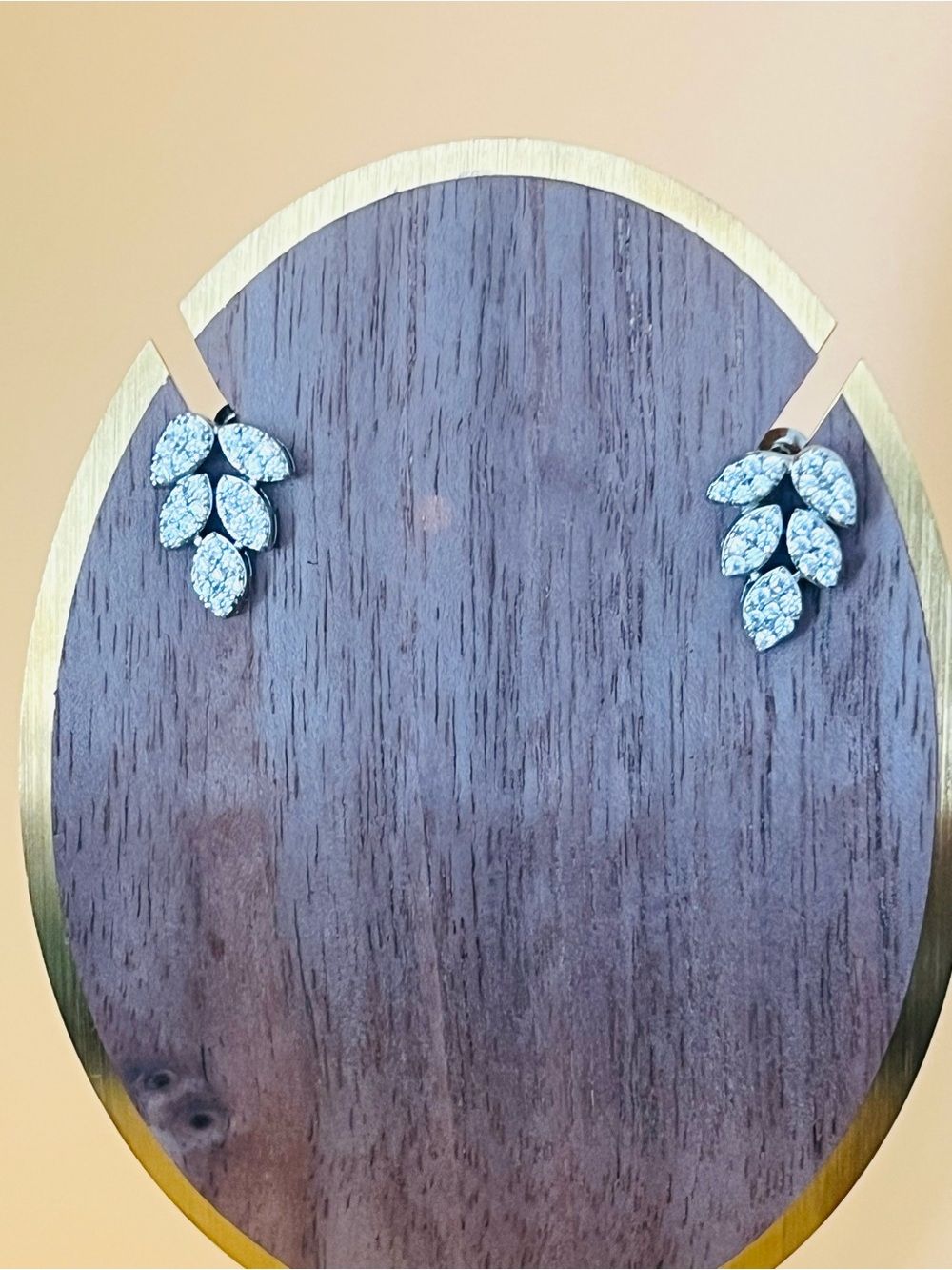 Stainless steel Leaf Earrings paved Crystal